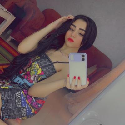 شات بنات كاميرا